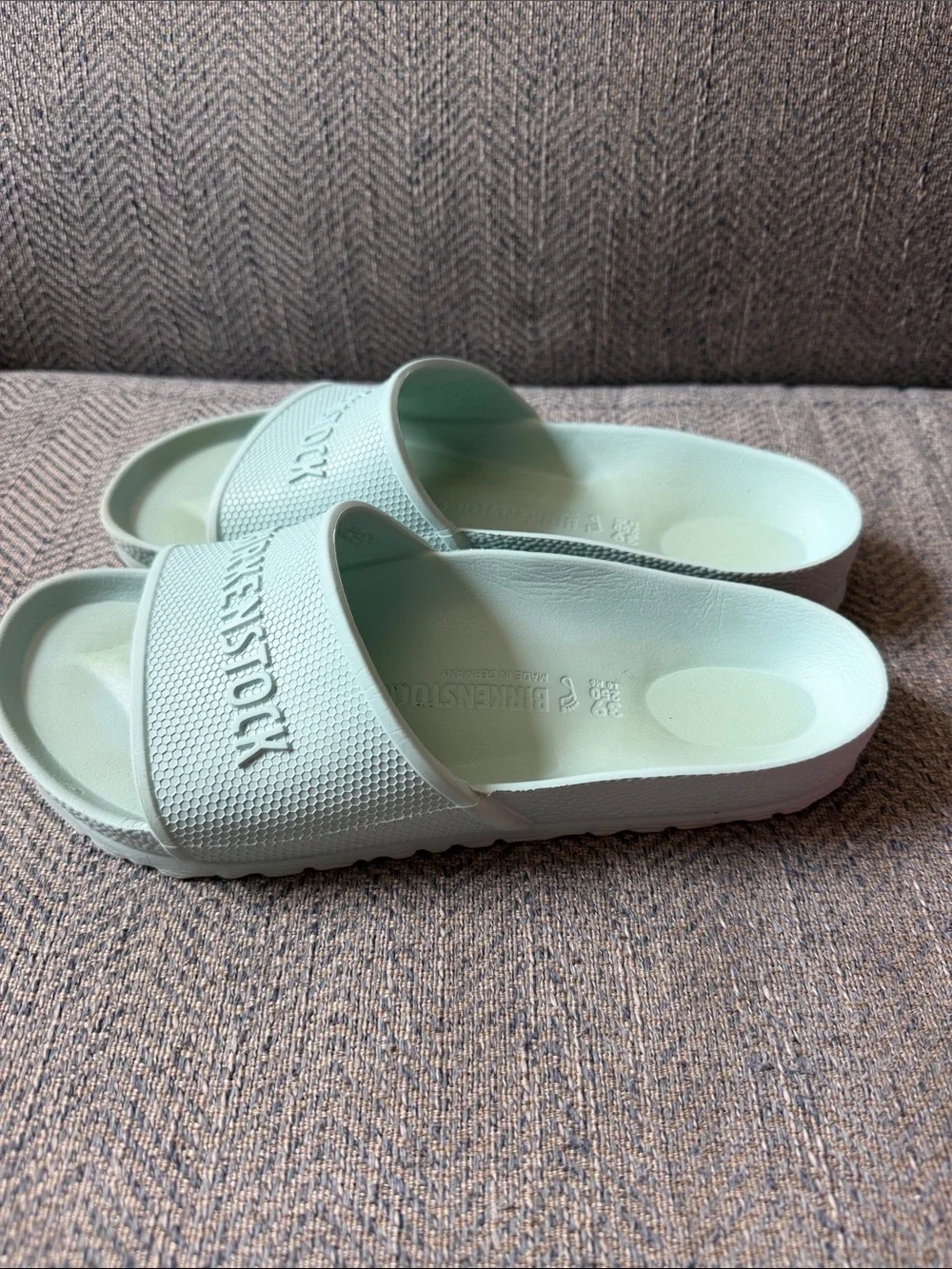 Birkenstock Barbados EVA Unisex Waterproof Sporty Pool Slide Sandals 39(L8/M6)
